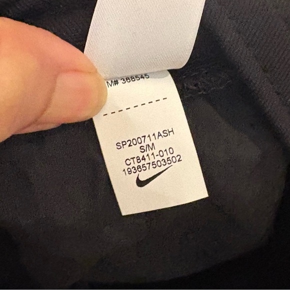 NWT~Stussy x Nike Black Embroidery Bucket Hat Size S/M-Unisex - Picture 6 of 7